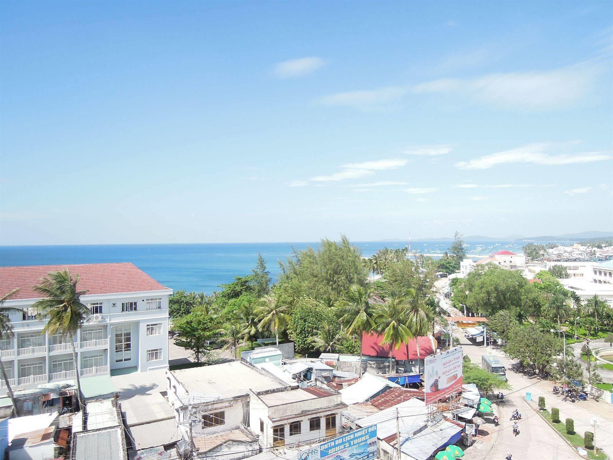 Gia Huy Hotel Phu Quoc Bagian luar foto