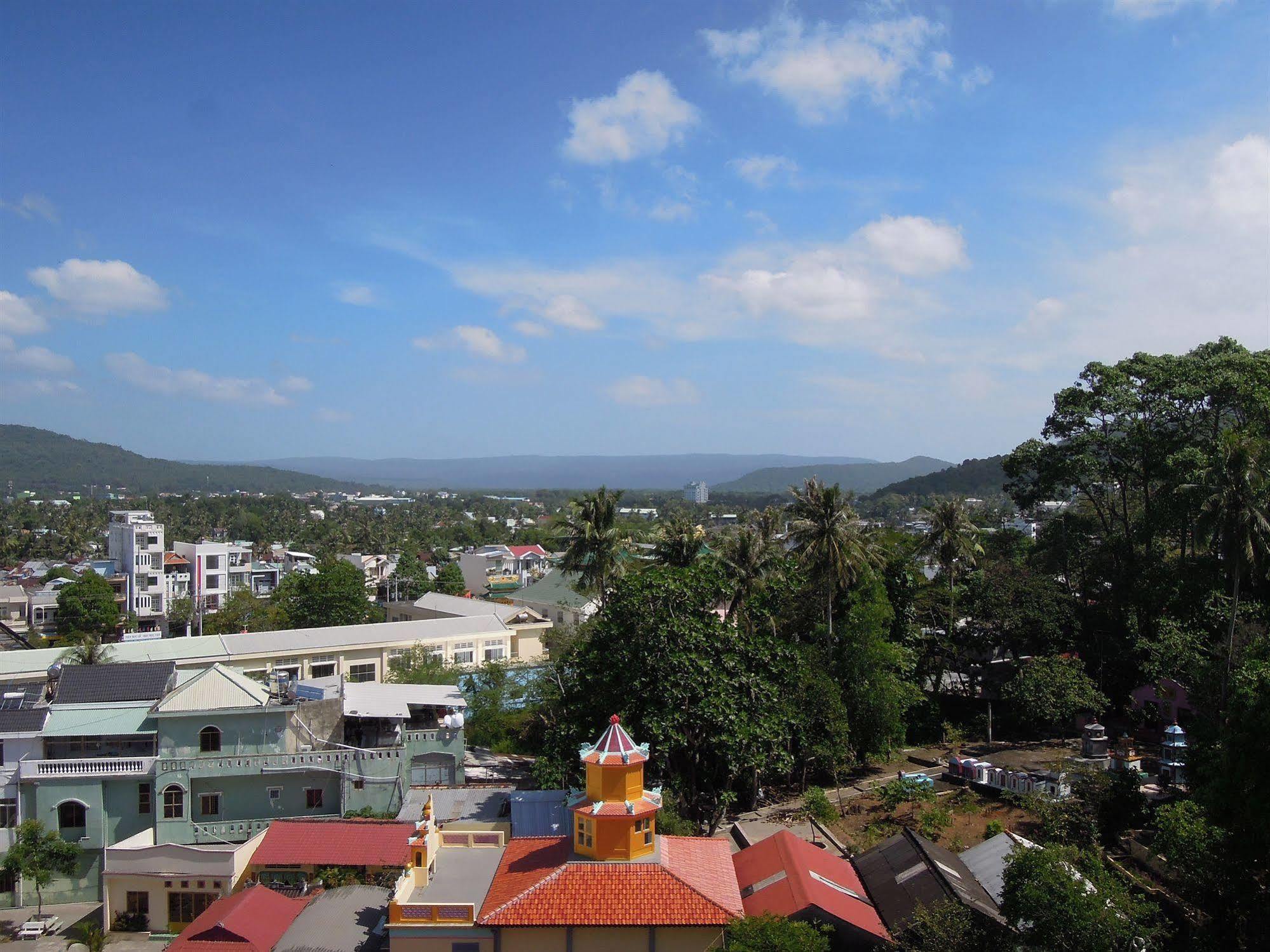 Gia Huy Hotel Phu Quoc Bagian luar foto